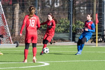 Bild 347 - wCJ Eimsbuettel - VfL Pinneberg : Ergebnis: 6:2
